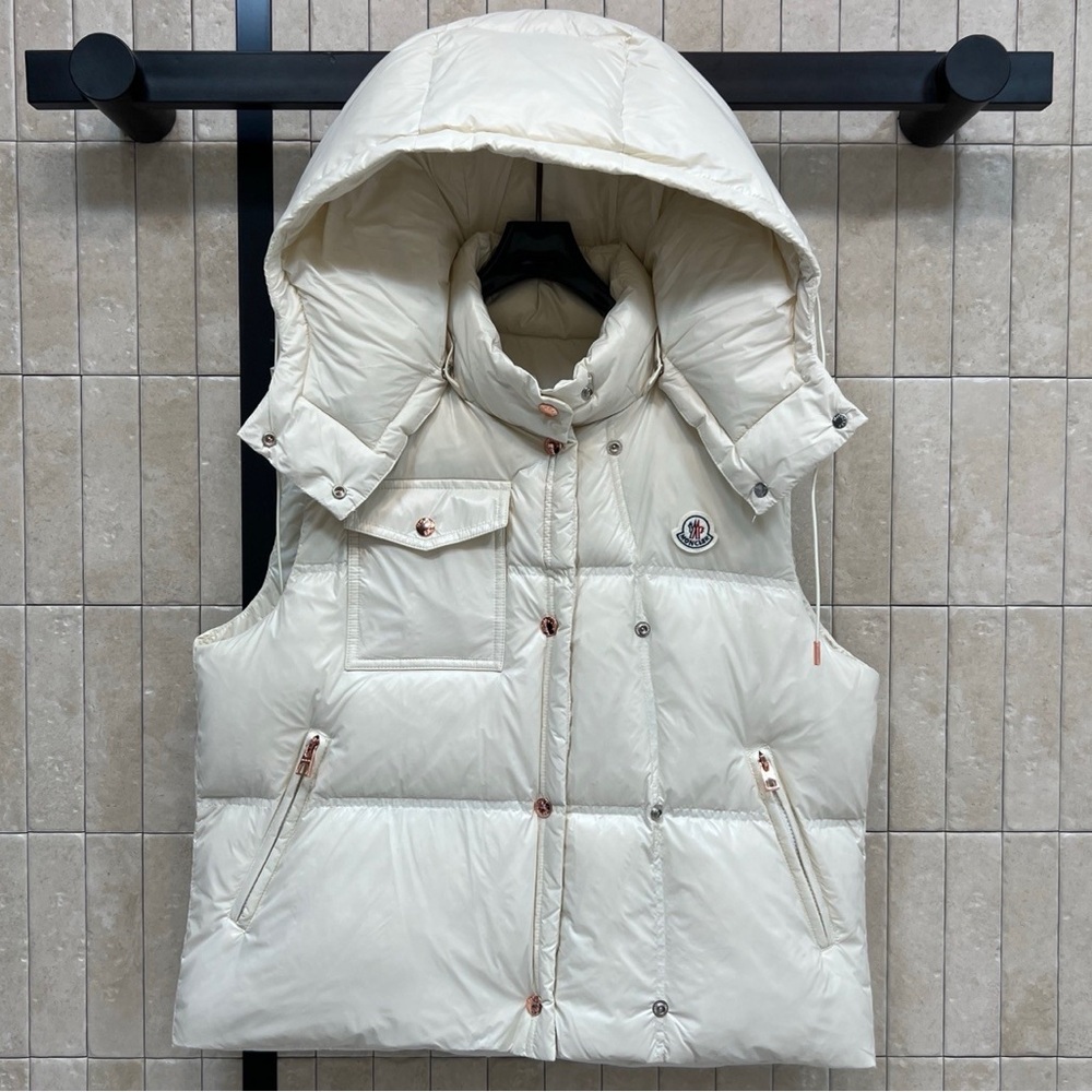 Women's Moncler Off-White Removable Hood Snap & Zip Down Gilet